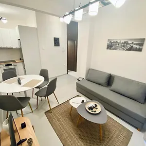 Antigonidon Square Apartament Saloniki