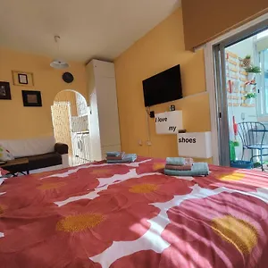 Elena Apartament Larnaca